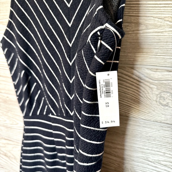 NWT Navy & White Pin Stripe dress - Picture 3 of 6
